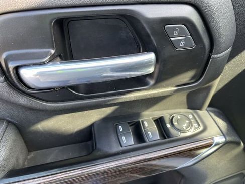 Used 2022 GMC Sierra 2500 SLE w/ SLE Convenience Package AWD/4WD image 16