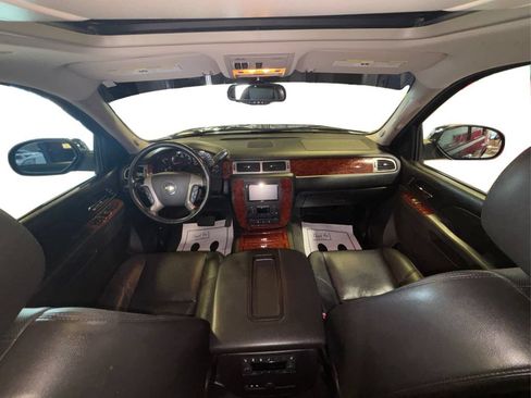 Used 2013 Chevrolet Tahoe LTZ AWD/4WD image 28