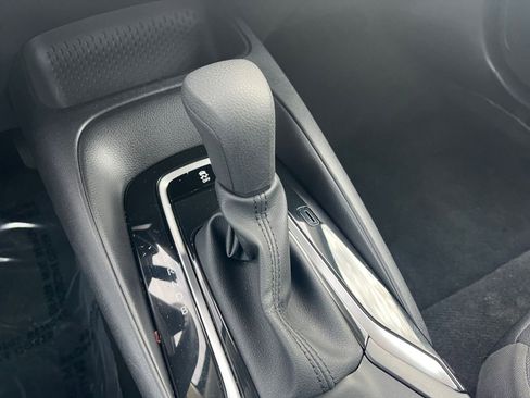 Used 2025 Toyota Corolla LE image 35