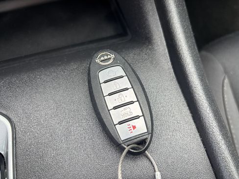 Used 2025 Nissan Altima 2.5 SV FWD image 21