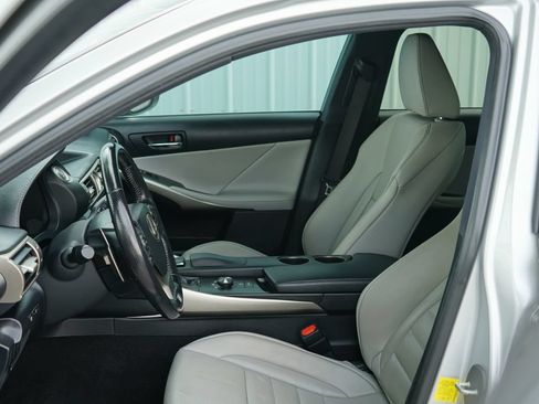 Used 2016 Lexus IS 300 AWD w/ F Sport Package image 11