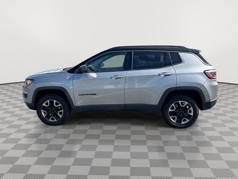 Used 2017 Jeep Compass Trailhawk AWD/4WD image 5