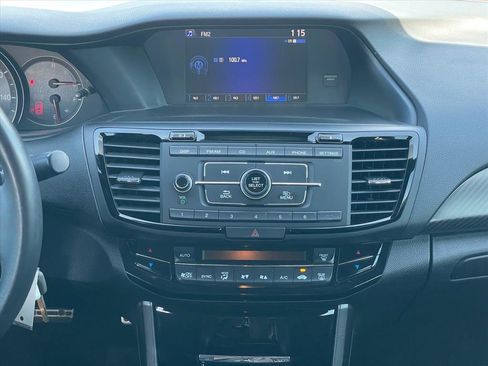 Used 2016 Honda Accord Sport image 15