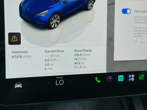 Used 2024 Tesla Model Y Long Range AWD/4WD image 13