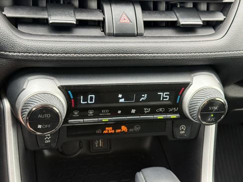 Certified 2023 Toyota RAV4 XLE w/ Convenience Package FWD image 20
