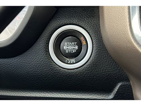 Used 2019 RAM 2500 Laramie image 23