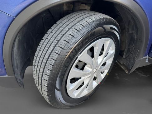 Used 2020 Nissan Rogue S image 10