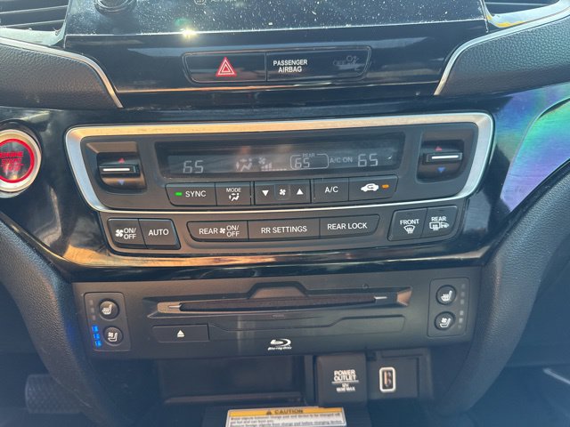 Used 2021 Honda Pilot Black Edition image 11