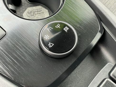 Certified 2023 Nissan Rogue SV AWD/4WD image 21