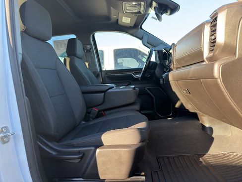 Used 2025 Chevrolet Silverado 3500 LT w/ Safety Package AWD/4WD image 29