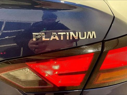 Used 2019 Nissan Altima 2.5 Platinum AWD/4WD image 24