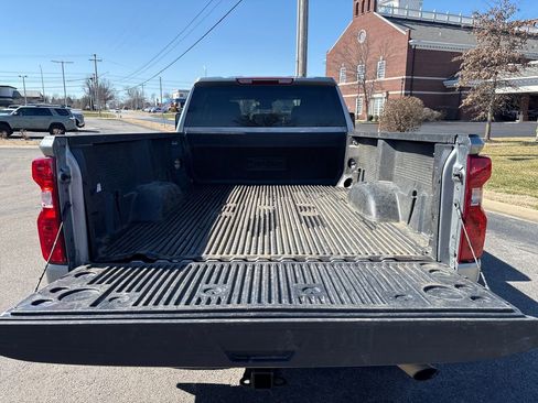 Certified 2025 Chevrolet Silverado 2500 LT w/ Convenience Package image 16