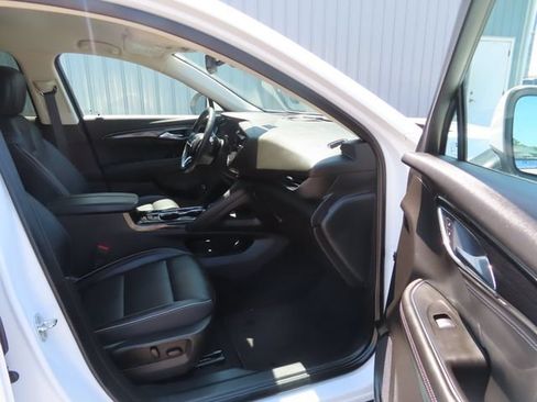 Used 2023 Buick Envision Essence AWD/4WD image 23
