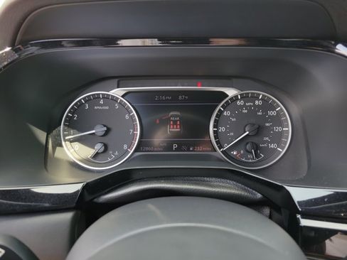 Used 2024 Nissan Pathfinder Rock Creek AWD/4WD image 21