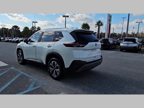 Used 2023 Nissan Rogue SV w/ SV Premium B Package image 30