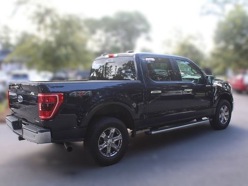 Used 2022 Ford F150 XLT w/ Equipment Group 302A High AWD/4WD image 12