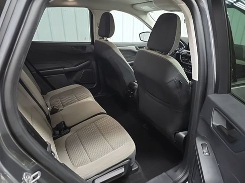 Certified 2022 Ford Escape SE w/ Cold Weather Package AWD/4WD image 21