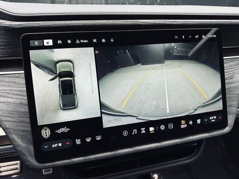 Used 2022 Rivian R1T Launch Edition AWD/4WD image 35