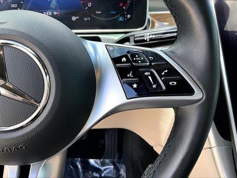 Certified 2023 Mercedes-Benz C 300 4MATIC Sedan image 21
