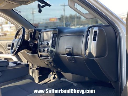 Used 2017 Chevrolet Silverado 1500 LT w/ All Star Edition image 21