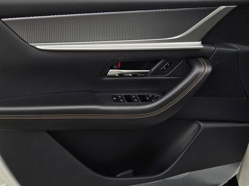 New 2026 MAZDA CX-70 3.3 Turbo w/ Premium Plus Pkg image 17