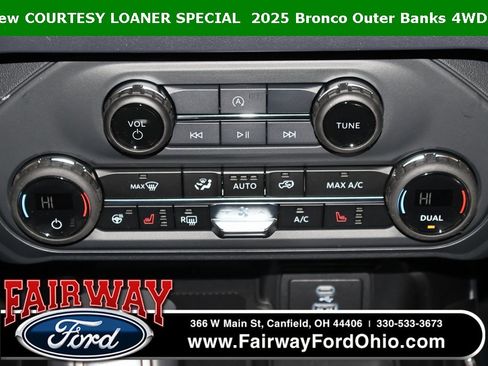 New 2025 Ford Bronco Outer Banks image 25