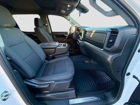 Used 2022 Chevrolet Silverado 1500 RST image 14