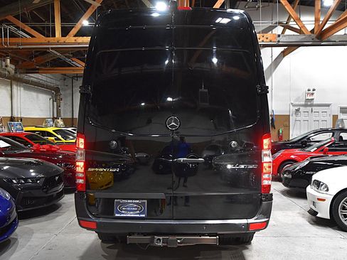 Used 2015 Mercedes-Benz Sprinter 3500 image 7