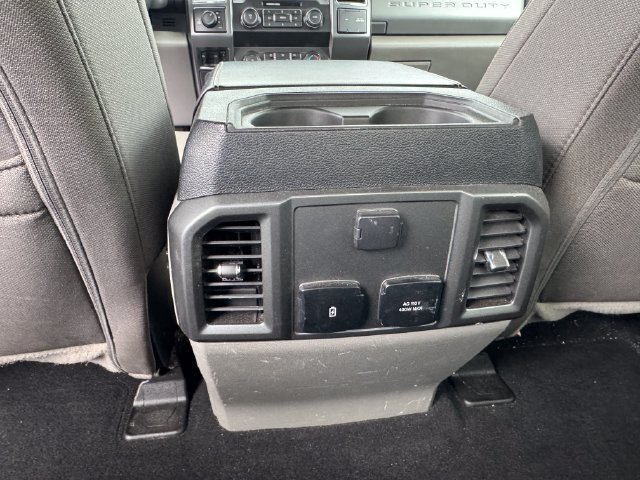 Used 2020 Ford F250 XLT w/ XLT Premium Package AWD/4WD image 43