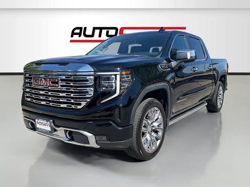 Used 2024 GMC Sierra 1500 Denali w/ Denali Reserve Package AWD/4WD image 3