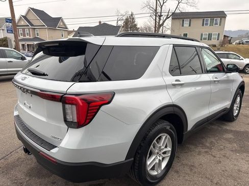 New 2026 Ford Explorer Active image 6