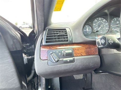 Used 2004 BMW 325Ci Convertible image 64