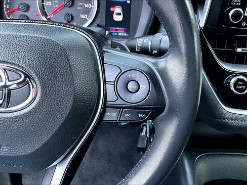 Certified 2021 Toyota Corolla SE image 24