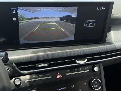 Used 2025 Hyundai Sonata SEL FWD image 17