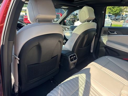 New 2026 Genesis G70 3.3T Sport Prestige image 38