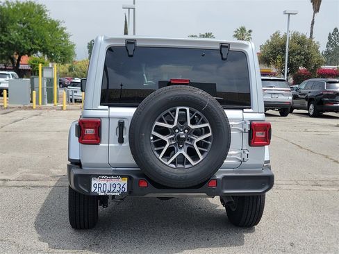 New 2024 Jeep Wrangler Sahara w/ Technology Group image 5