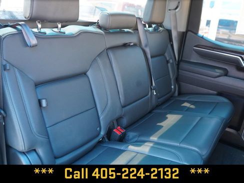 Used 2025 GMC Sierra 1500 SLT RWD image 29