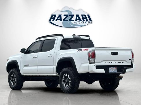 Used 2020 Toyota Tacoma TRD Off-Road image 5