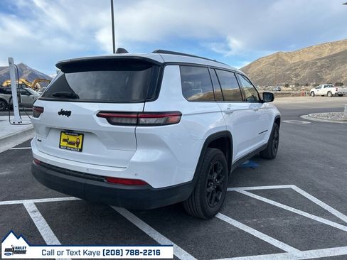 Used 2024 Jeep Grand Cherokee L Laredo image 7