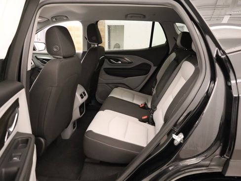 Used 2023 GMC Terrain SLE w/ Driver Convenience Package image 34