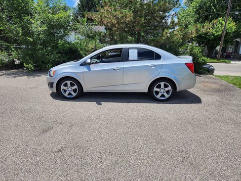 Used 2015 Chevrolet Sonic LTZ FWD image 7