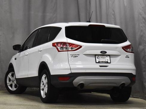 Used 2014 Ford Escape SE image 2