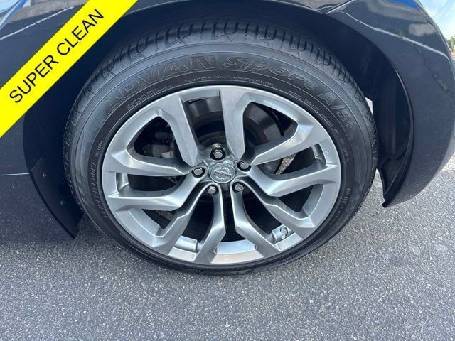 Used 2014 Nissan 370Z Touring RWD image 23