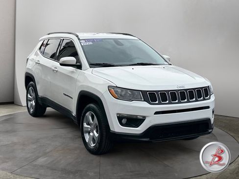 Used 2020 Jeep Compass Latitude image 1