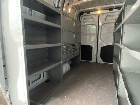 Used 2023 Mercedes-Benz Sprinter 2500 image 9