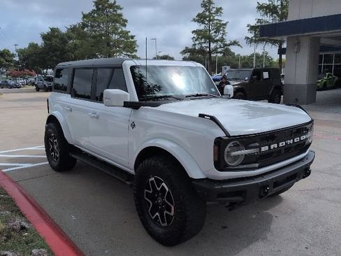 Used 2022 Ford Bronco Outer Banks AWD/4WD image 1