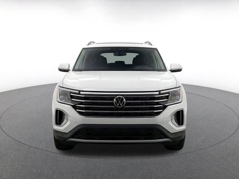 Used 2026 Volkswagen Atlas SE FWD image 2