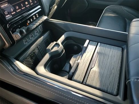 Used 2025 RAM 1500 Limited image 29