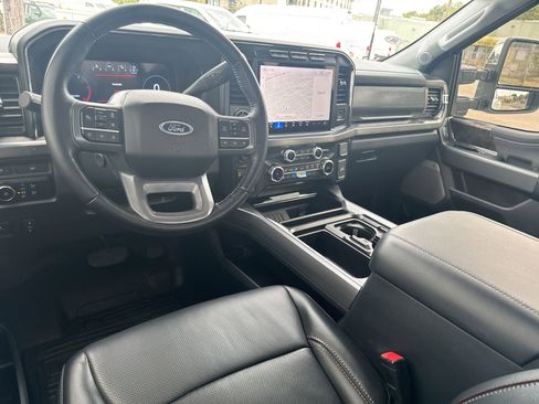 Certified 2024 Ford F450 Lariat w/ Lariat Ultimate Package image 37