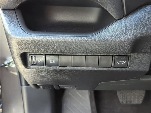 Used 2023 Toyota RAV4 XLE w/ Convenience Package image 15